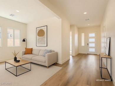 9316 Sierra de Luna Ct, Las Vegas, NV 89139 - photo 5