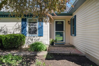 9672 Daisy Ln, Dexter, MI 48130 - photo 3