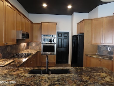 1570 Caughlin Creek Rd, Reno, NV 89519 - photo 7