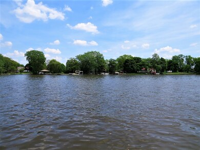 BEAUTIFUL WATER VIEWS OF THE FOX RIVER