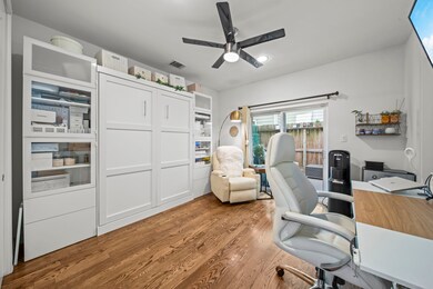 4215 Koehler St, Houston, TX 77007 - photo 4