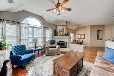 3118 Hopeton Dr, Spring, TX 77386 - photo 5