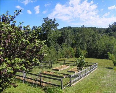 Raised Bed Garden, Fully Fenced