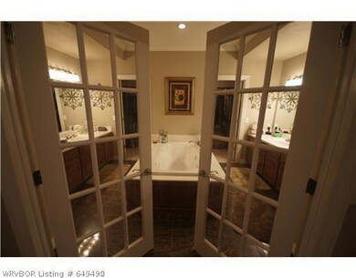 Master Bath/Spa.