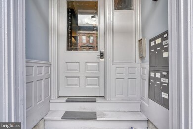 1208 N Calvert St unit 5, Baltimore, MD 21202 - photo 4