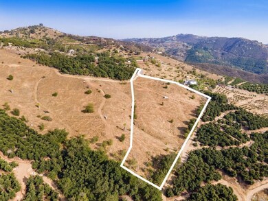 30219 Ridge Creek Rd, Valley Center, CA 92082 - photo 5