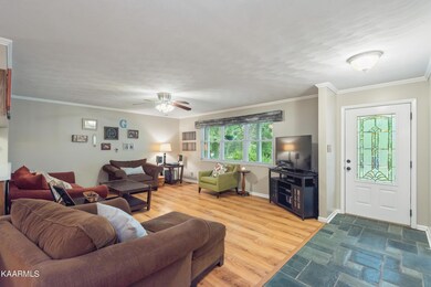 601 Ensley Dr, Knoxville, TN 37920 - photo 4