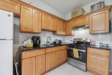 35 Clerk St, Jersey City, NJ 07305 - photo 2