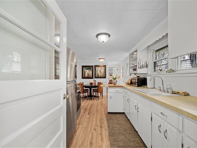 Mudroom to Kitchen