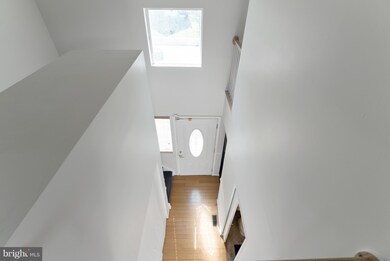 6000 Pemberton Ln, Hyattsville, MD 20785 - photo 3