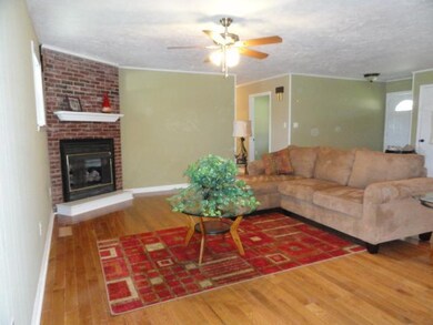 194 Bowling Alley Rd, Manchester, TN 37355 - photo 3