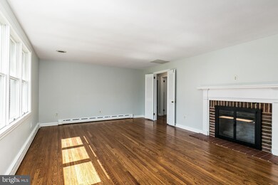 9 E Spruce Ave, Moorestown, NJ 08057 - photo 3