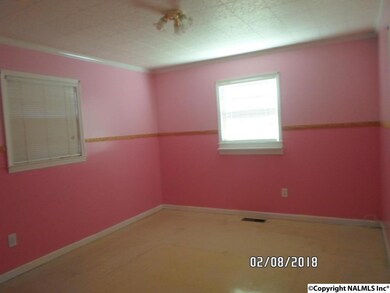 1808 Moody Ridge Rd, Scottsboro, AL 35768 - photo 4