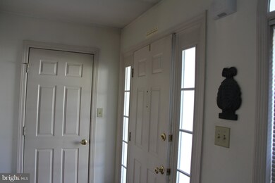 25 Creekside Dr, Millersville, PA 17551 - photo 2