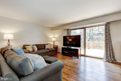 10551 Tolling Clock Way, Columbia, MD 21044 - photo 3