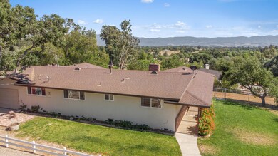 2566 Railway Ave-23