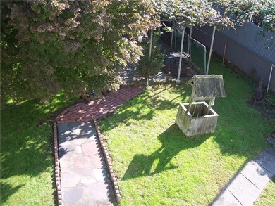 18 Wilson St, Bristol, RI 02809 - photo 6