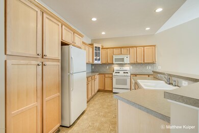 005_Kitchen