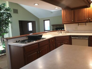 1452 Inez St, Wabash, IN 46992 - photo 5