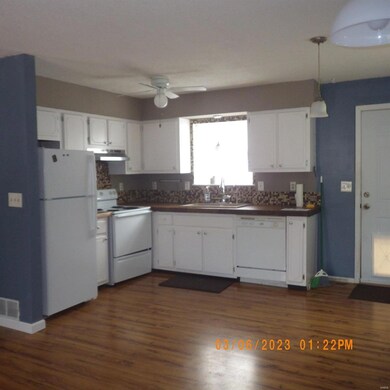 1902 Fernwood Rd, Poplar Bluff, MO 63901 - photo 5