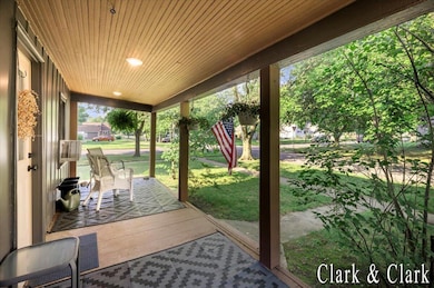 536 E Bond St, Hastings, MI 49058 - photo 4