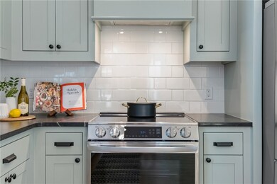 275 E 11th St, Fayetteville, AR 72701 - photo 7