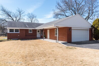2309 Robincrest Ln, Glenview, IL 60025 - photo 7
