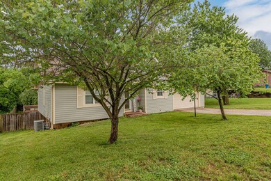 1509HartleyStOzarkMO-1(3)