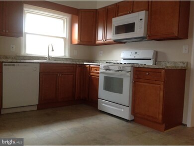 327 E County Line Rd, Ardmore, PA 19003 - photo 5