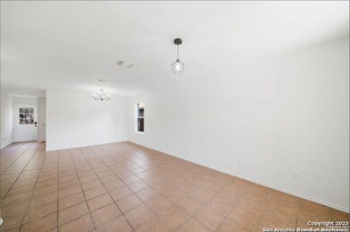 10743 Judie Allen, San Antonio, TX 78254 - photo 3