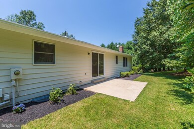 2413 Jennifer Ct, Clarksburg, MD 20871 - photo 3