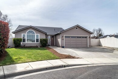1120 Paisley Ct, Central Point, OR 97502 - photo 2