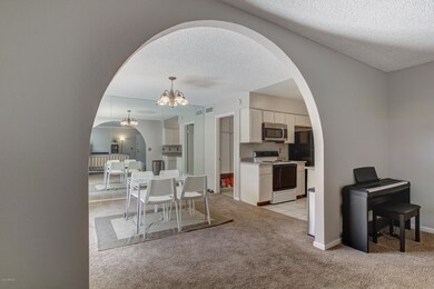 5619 S Admiralty Ct Unit B-9