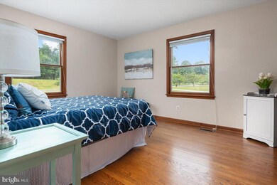 1302 Lavall Dr, Davidsonville, MD 21035 - photo 7