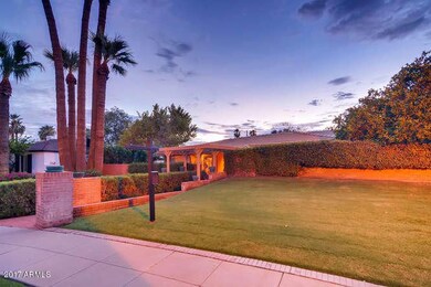 1814 Palmcroft Way NW Phoenix-small-004-