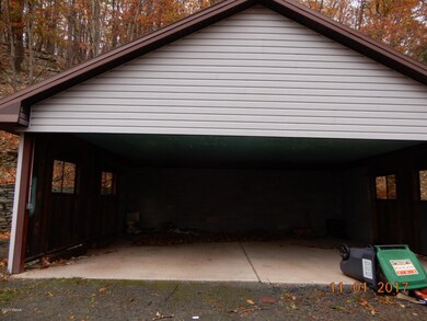 555 Prospect St, Hawley, PA 18428 - photo 2