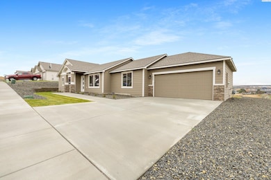 6327 W 28th Ave, Kennewick, WA 99338 - photo 3