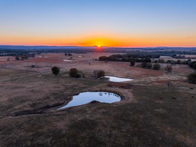80 S County Road 4440, McCurtain, OK 74944 - photo 5