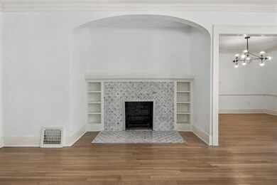 308 Forest Dr SE, Cedar Rapids, IA 52403 - photo 4