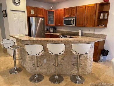 10776 NW 74th Ln, Doral, FL 33178 - photo 6