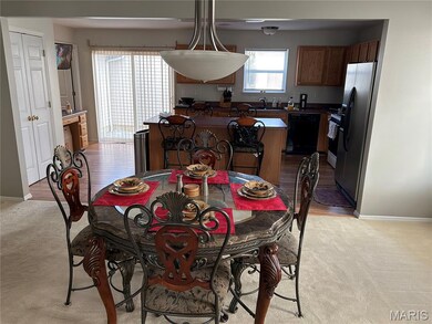 15467 Jost Main St, Florissant, MO 63034 - photo 4