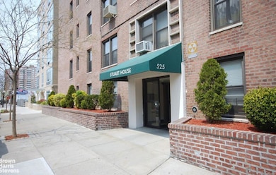 525 W 235th St unit 4A, Bronx, NY 10463 - photo 7