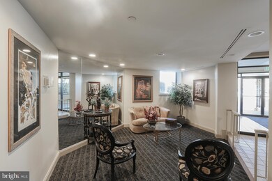 3041 Fallstaff Rd unit 405D, Baltimore, MD 21209 - photo 3