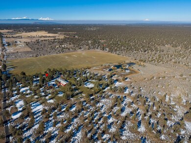 24020 Skywagon Dr, Bend, OR 97701 - photo 3