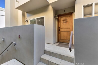10866 Bluffside Dr unit 5, Studio City, CA 91604 - photo 5