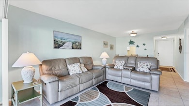 4370 Chatham Dr unit 104, Longboat Key, FL 34228 - photo 5