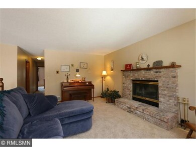 Neutral decor throughout - come in and make it you