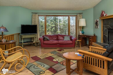 21715 Woodcliff Dr Peters-large-004-Livi
