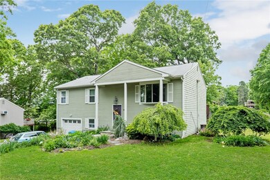 40 Blossom Dr, Cranston, RI 02920 - photo 3