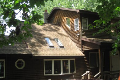 143 E Shore Dr, Hawley, PA 18428 - photo 2